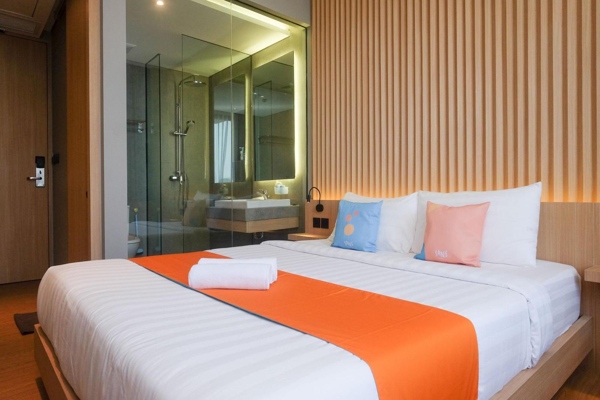Sans Hotel Rg Living Jogja By Reddoorz Pakualaman Exterior foto